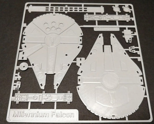 Millenium Falcon - Kit Card (FREE STL)